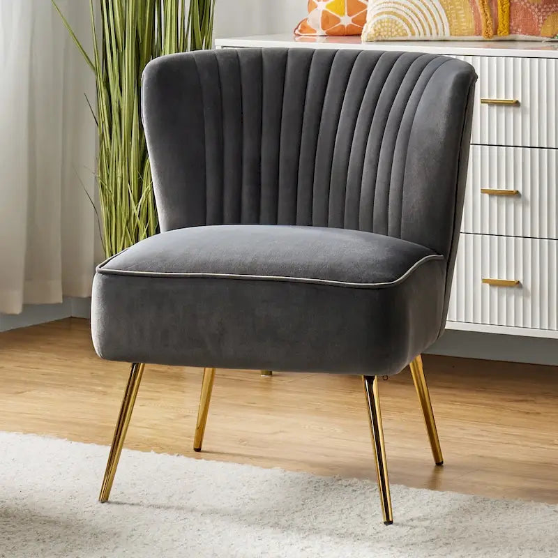 Chaise d'appoint moderne capitonnée en tissu avec pieds dorés