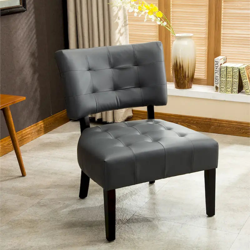 Fauteuil capitonné surdimensionné