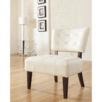 Fauteuil capitonné surdimensionné