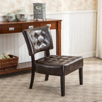 Fauteuil capitonné surdimensionné