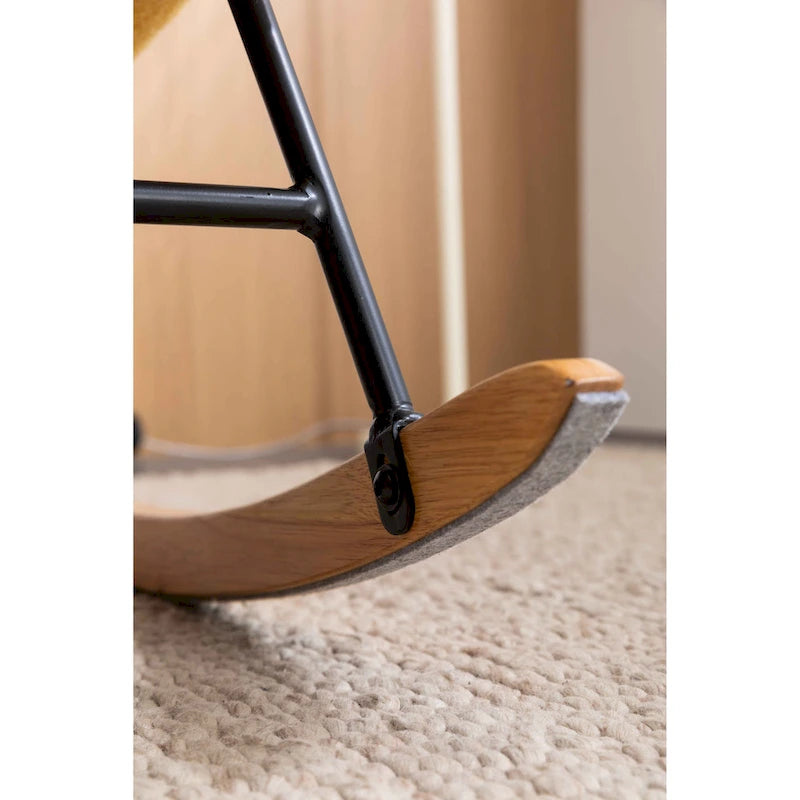 Fauteuil à bascule rembourré